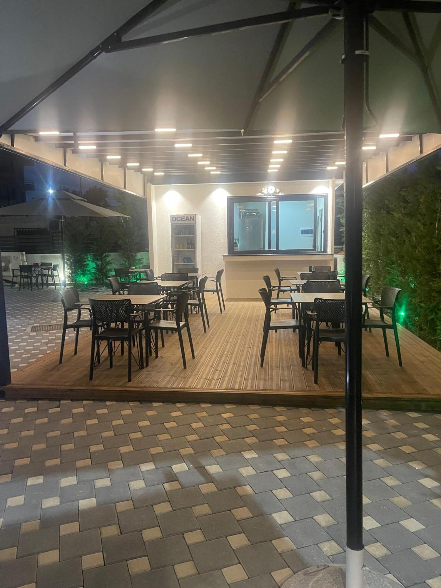 Aparthotel Aluor *