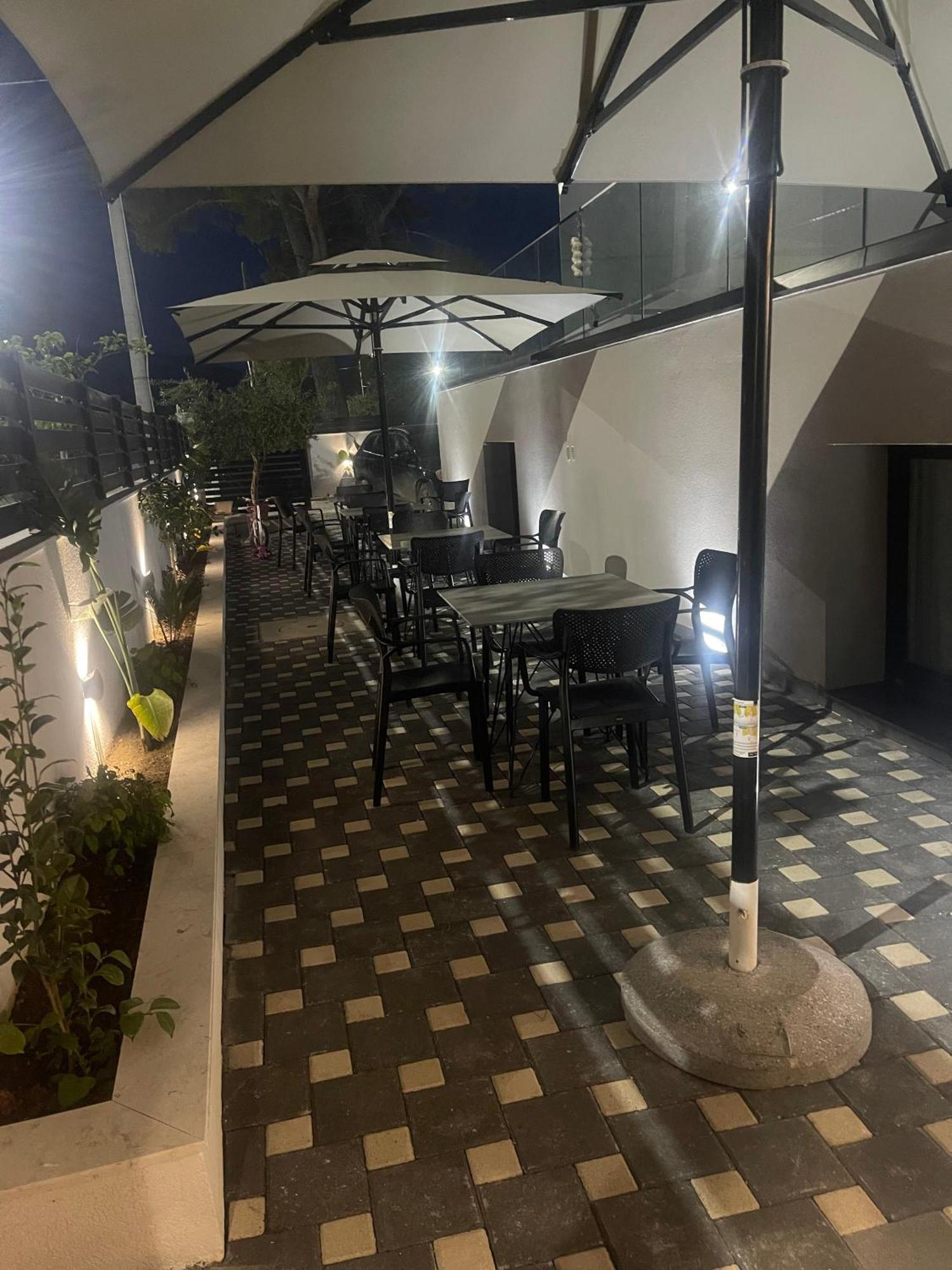 Aparthotel Aluor *